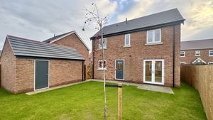 Photo 19- click for photo gallery